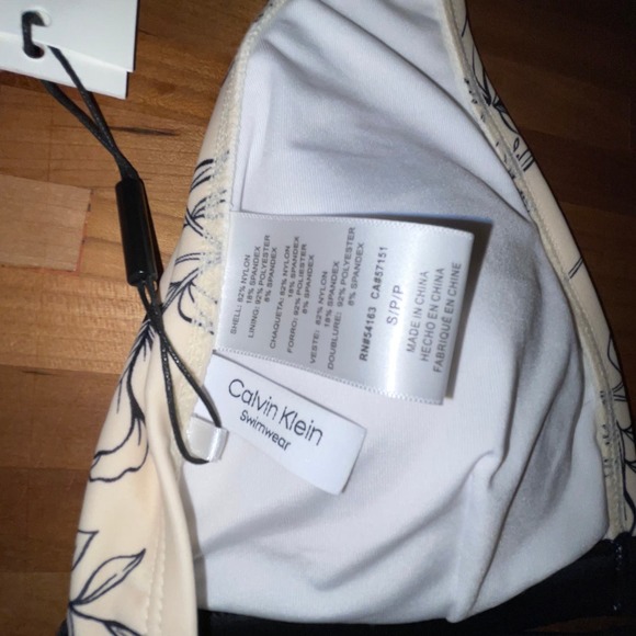 Calvin Klein Printed Halter Bikini Top Women's Swimsuit Small - Picture 6 of 7
